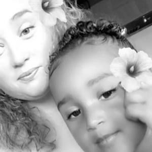 Meet your Posher, Racquel